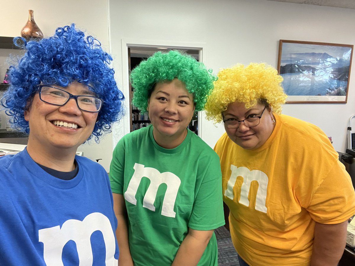 AmySueyoshi's tweet photo. Props to SFSU’s Academic Affairs staff for coordinating the Halloween Party today! #SFSU https://t.co/JeDv1XDTQk