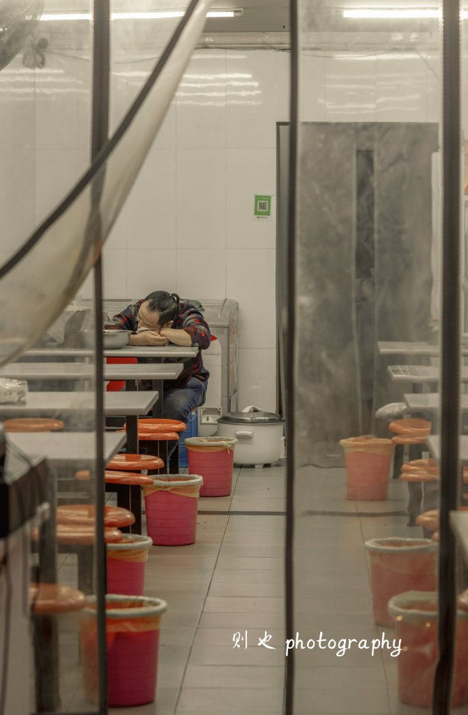 初听不知曲中意，再听已是曲中人。