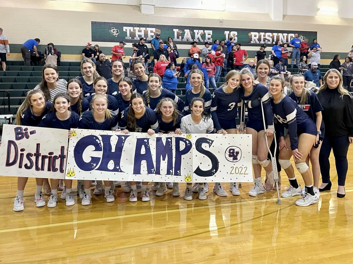 🏆 BI-DISTRICT CHAMPS🏆

So proud of these girls and the fight they showed tonight. Onto Round 2!  #svvb2022 #bidistrictchamps