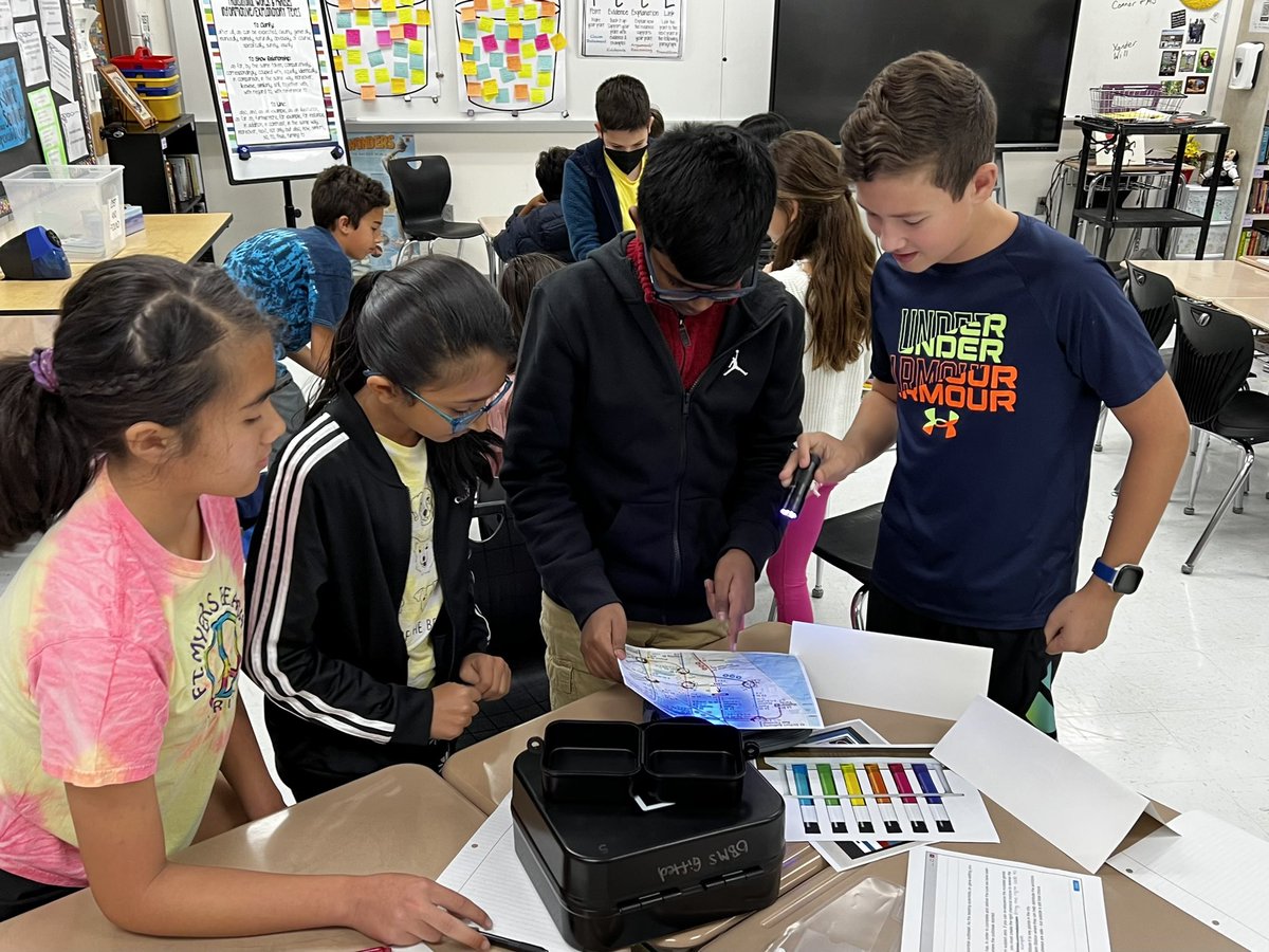 SMSwiz's tweet photo. Round 2 of breakout boxes 🕵️‍♀️✨ https://t.co/mjQzmWiG7J