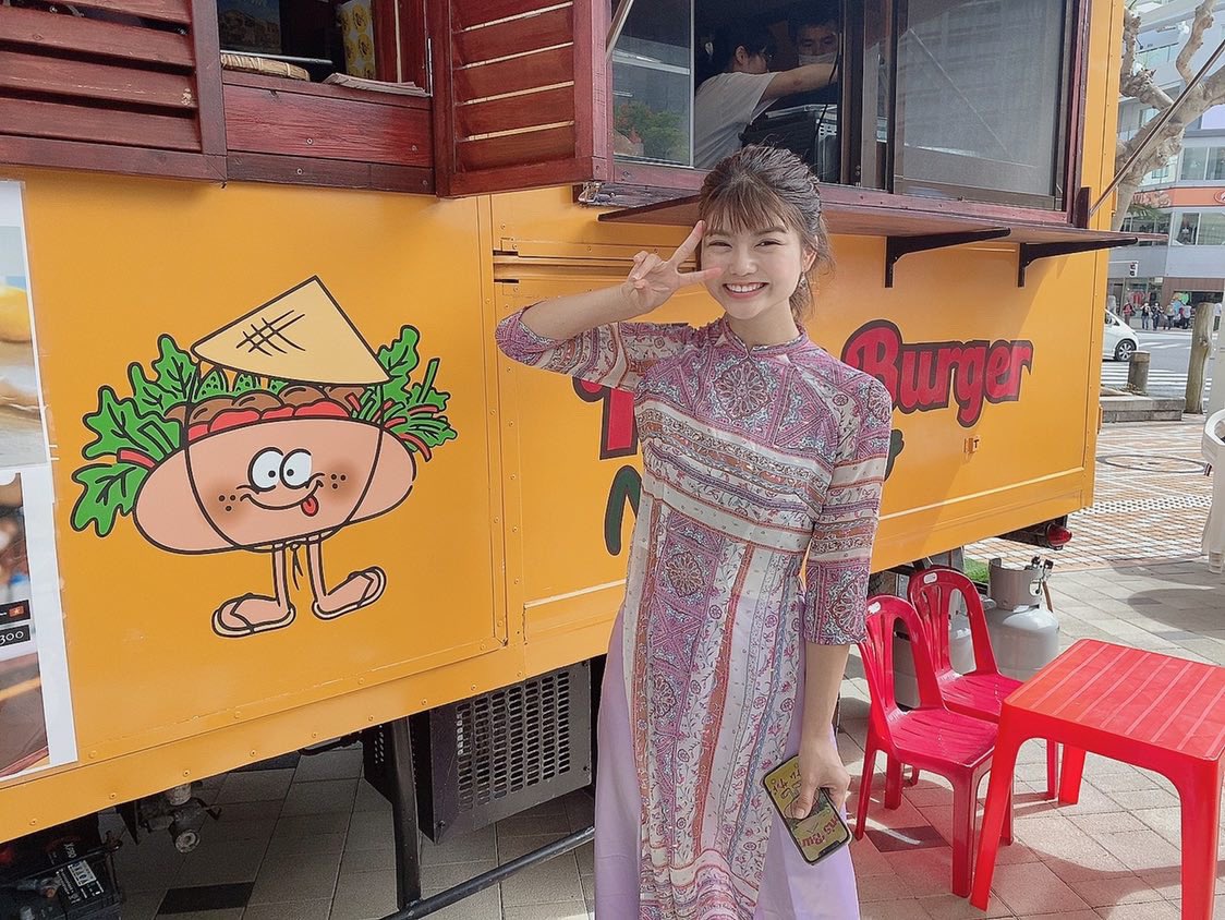 natose6241's tweet photo. アルバイト募集をしています。コンズバーガーベトナムサンドイッチ専門店
①パン経験のある方
朝6時〜9時までの間パン作りのお手伝いをしていただきます。時給　1000円
②【土日スタッフ】
時給　900円　10時30〜15時まで
毎週出来なくても大丈夫です。
少しでもきになったらご連絡ください😊 https://t.co/ns5A1N9m8n