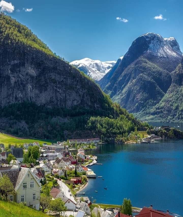 SakoiyaY's tweet image. soon 🥰

#missingthisview