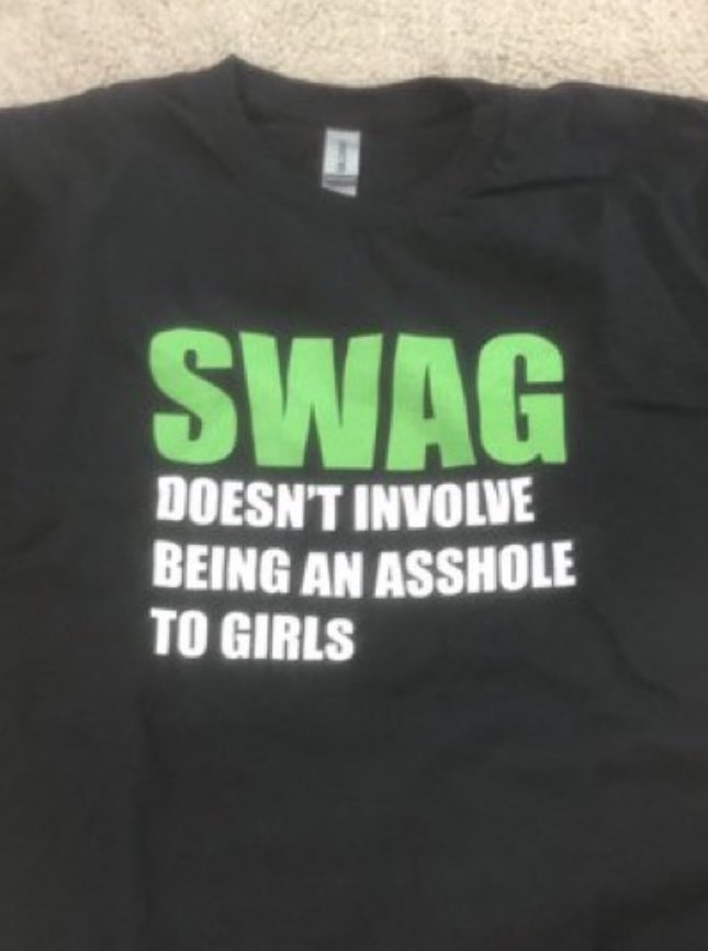 shirtsthtgohard's tweet photo. https://t.co/V7LUWa3XPS