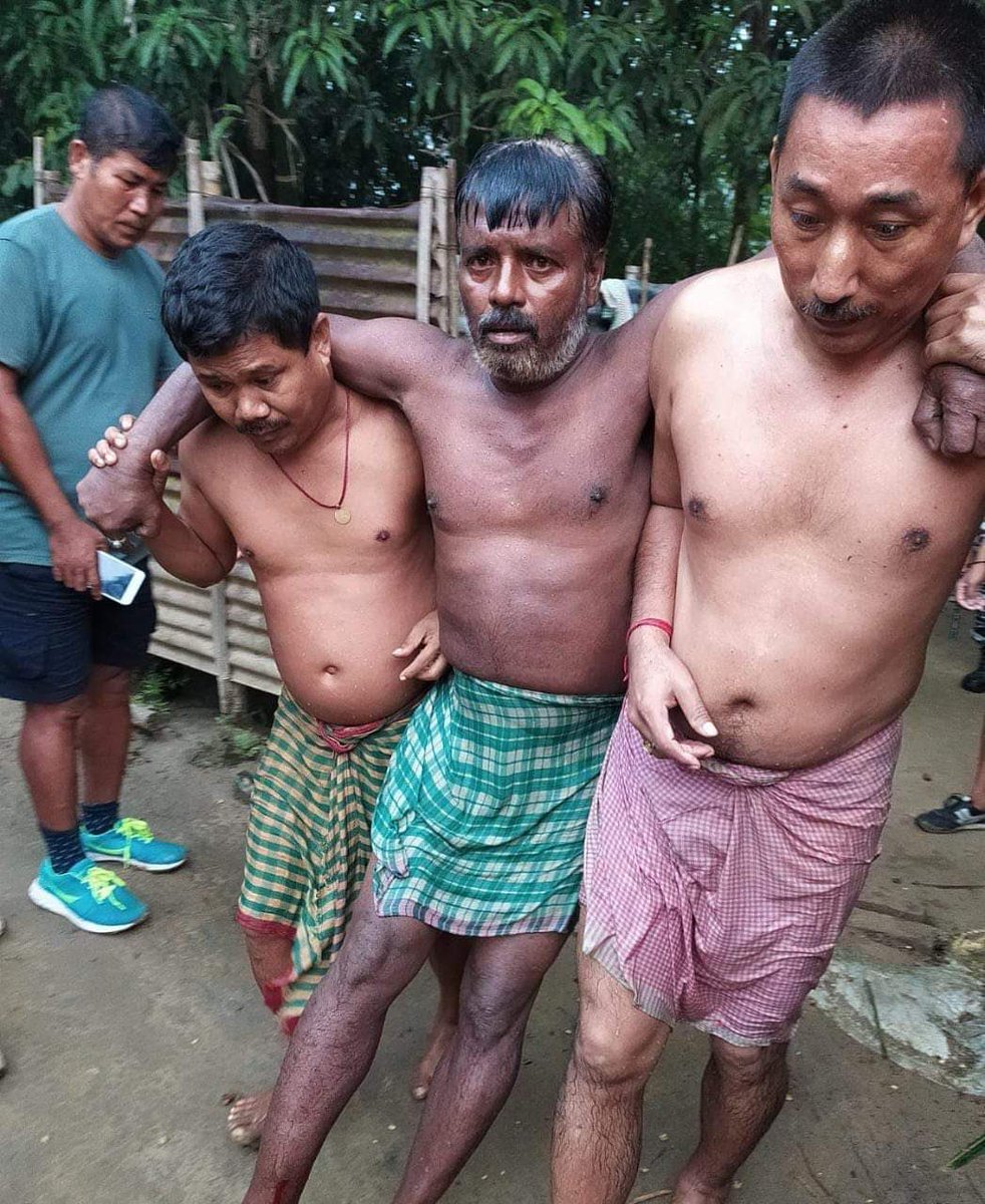 On Oct 31st, without caring for own safety, Inspr Samarjit Basumatary, OC Patharkandi PS @karimganjpolice jumped into the Longai river and rescued a drowning person. We salute his selfless service. He is a role model for the entire @assampolice May God bless him.@CMOfficeAssam