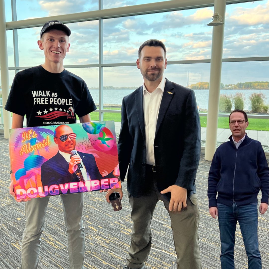 @JackPosobiec Heads up, somebody photobombed us. I wish @JoshShapiroPA would have done more then just run away after the photo. He’s definitely a lot shorter in person.