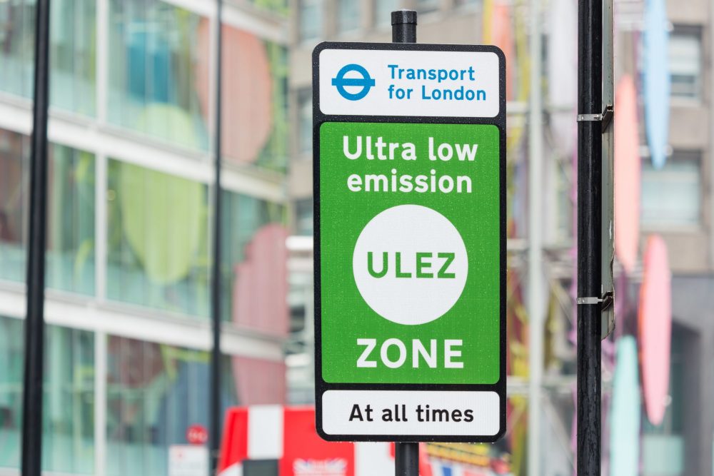 caranalyticsuk's tweet photo. Want to know if your car meets the emissions standard? Click below to know more https://t.co/HAUi3Jq92W
#UsedCars #ulez #co2emissions #vehiclereport #Pollutionfree #euro6 #caranalytics #freecarcheck #London https://t.co/WMyHuQvW51