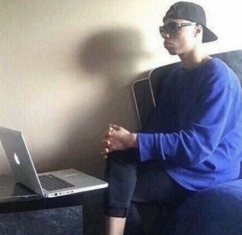 Me refreshing my tl every time to confirm the Takeoff and quavo news. Nigga Aint dead I believe