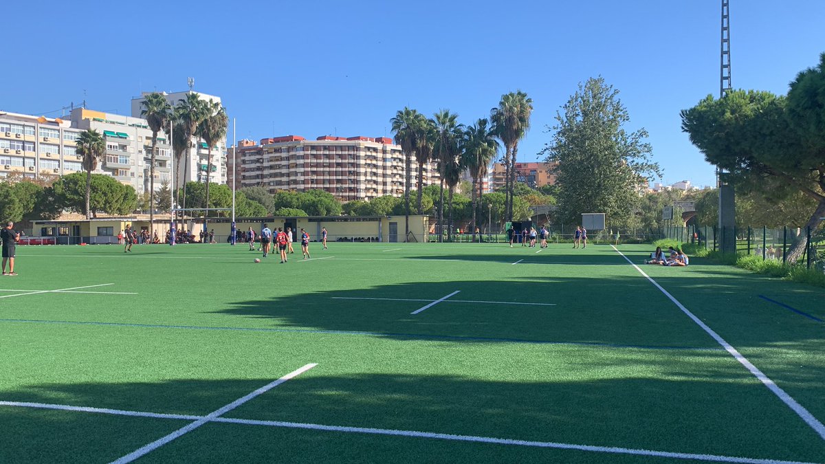 RLSFarrell's tweet photo. U16 Latinas warming up for match against @CauRugby_fem @RLSsport #valencia2022 https://t.co/B19fIGSiLB