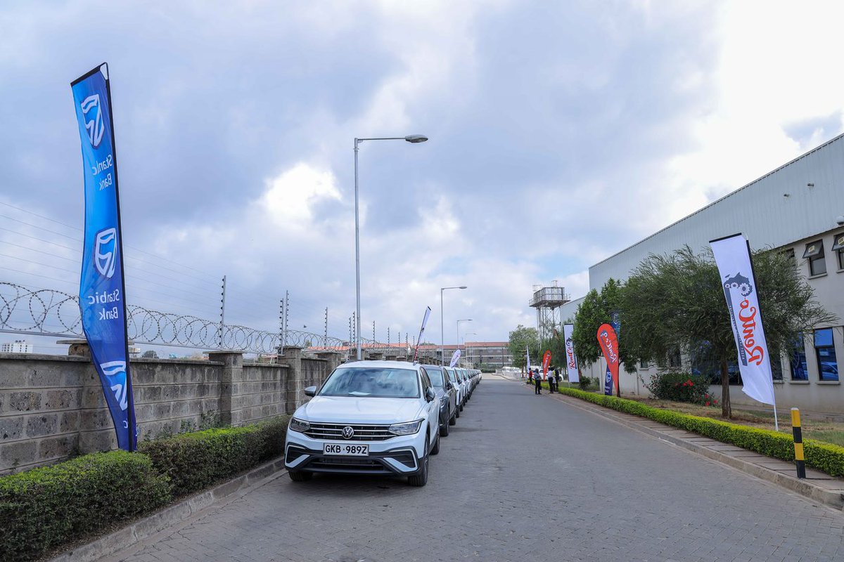 StanbicKE's tweet photo. Stanbic Bank Kenya has partnered with @RentCoAfrica  and @DTDobieKE . The four-year partnership was officially launched at an event last Friday through which a fleet of 111 Volkswagen Tiguan vehicles will be leased to the @NPSC_KE   to enhance operational efficiency in service. https://t.co/bJTqfQcNiI