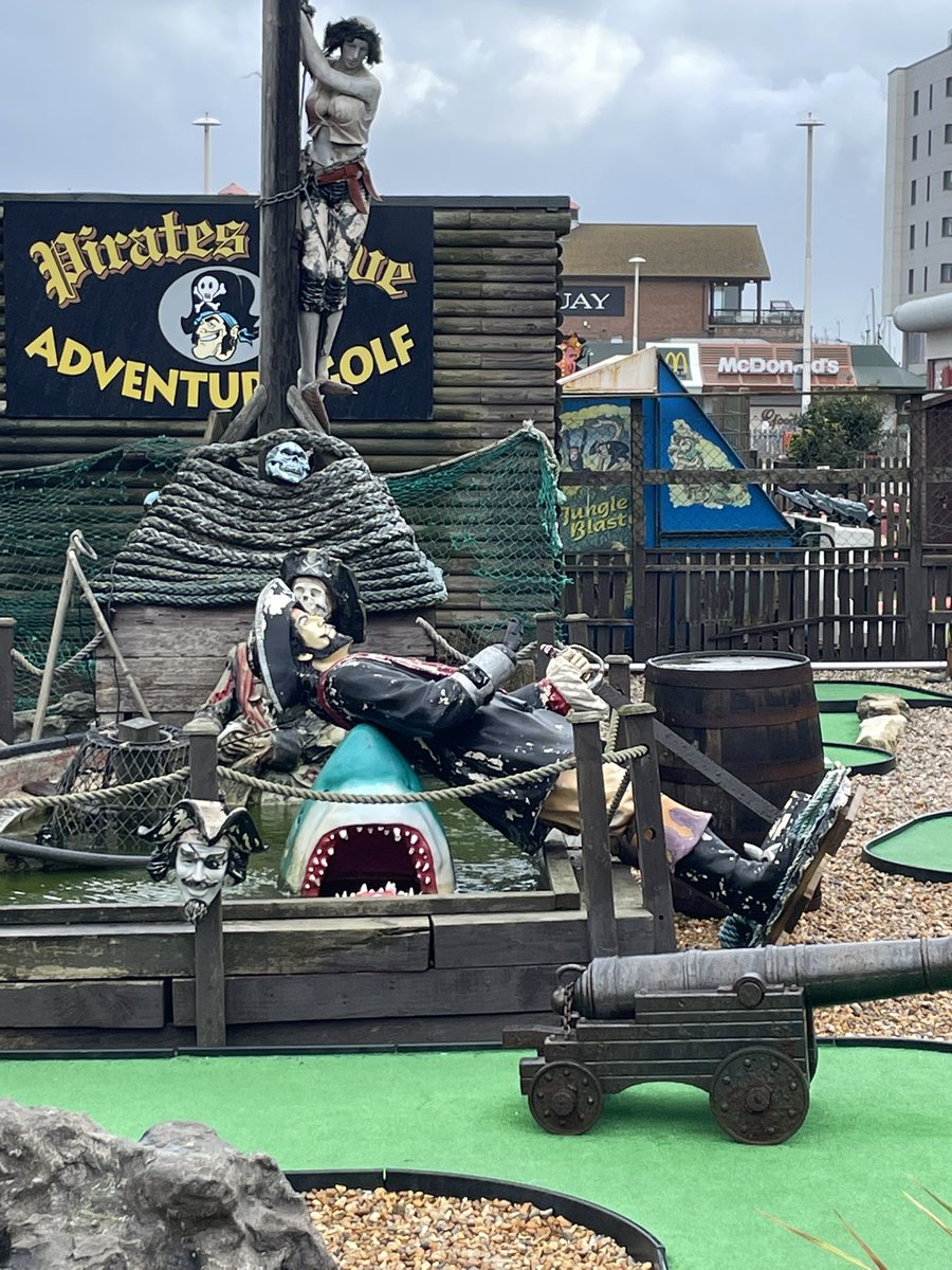 lost amongst the trees tweet media