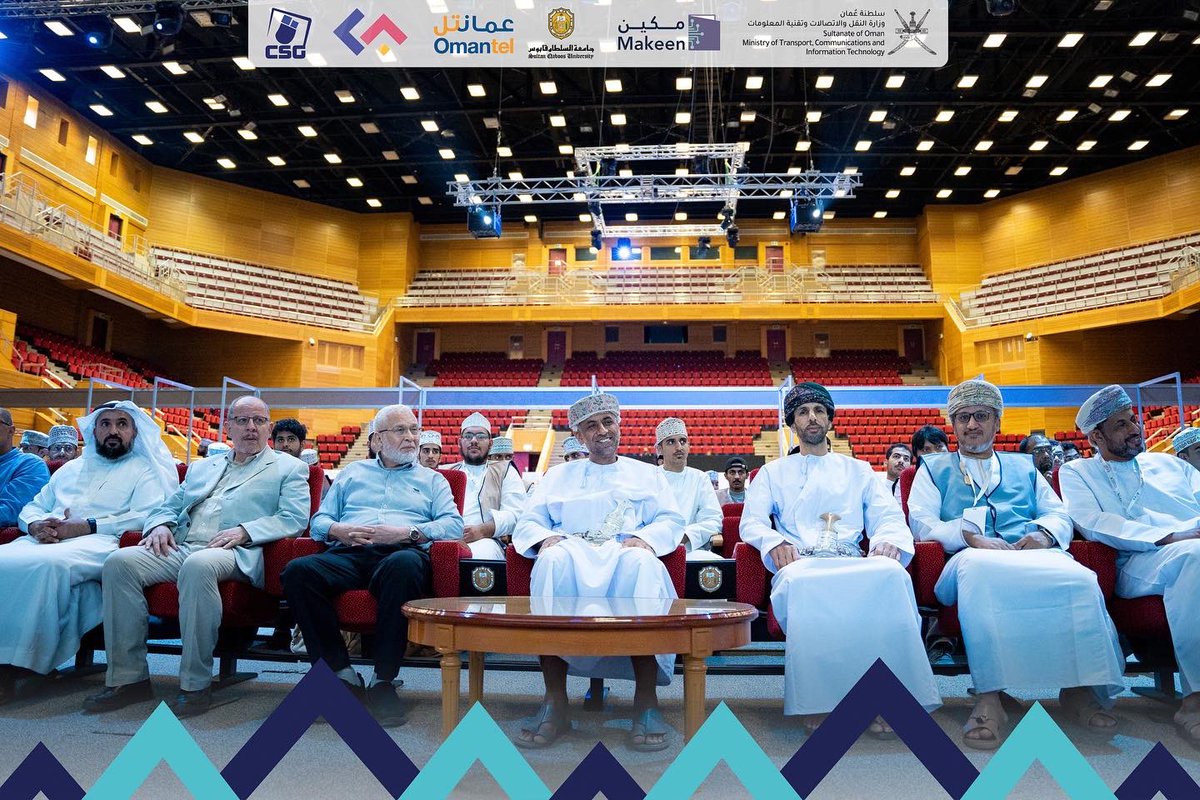 ocr_oman's tweet photo. افتتاح مسابقة الخليج للبرمجة 💫👏🏻

#ocr_2022 https://t.co/1WDgGsfRMF