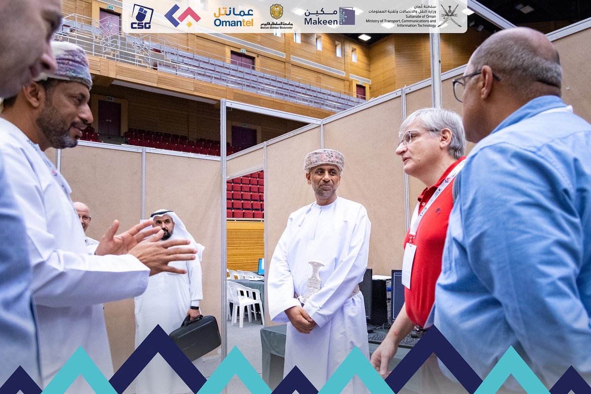 ocr_oman's tweet photo. افتتاح مسابقة الخليج للبرمجة 💫👏🏻

#ocr_2022 https://t.co/1WDgGsfRMF