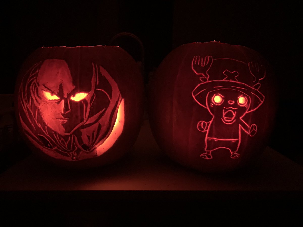 DmacRL's tweet image. Halloween pumpkins I carved with my sister 👊 🏴‍☠️ @NEBU_KURO @ONE_rakugaki @EiichiOdaArt