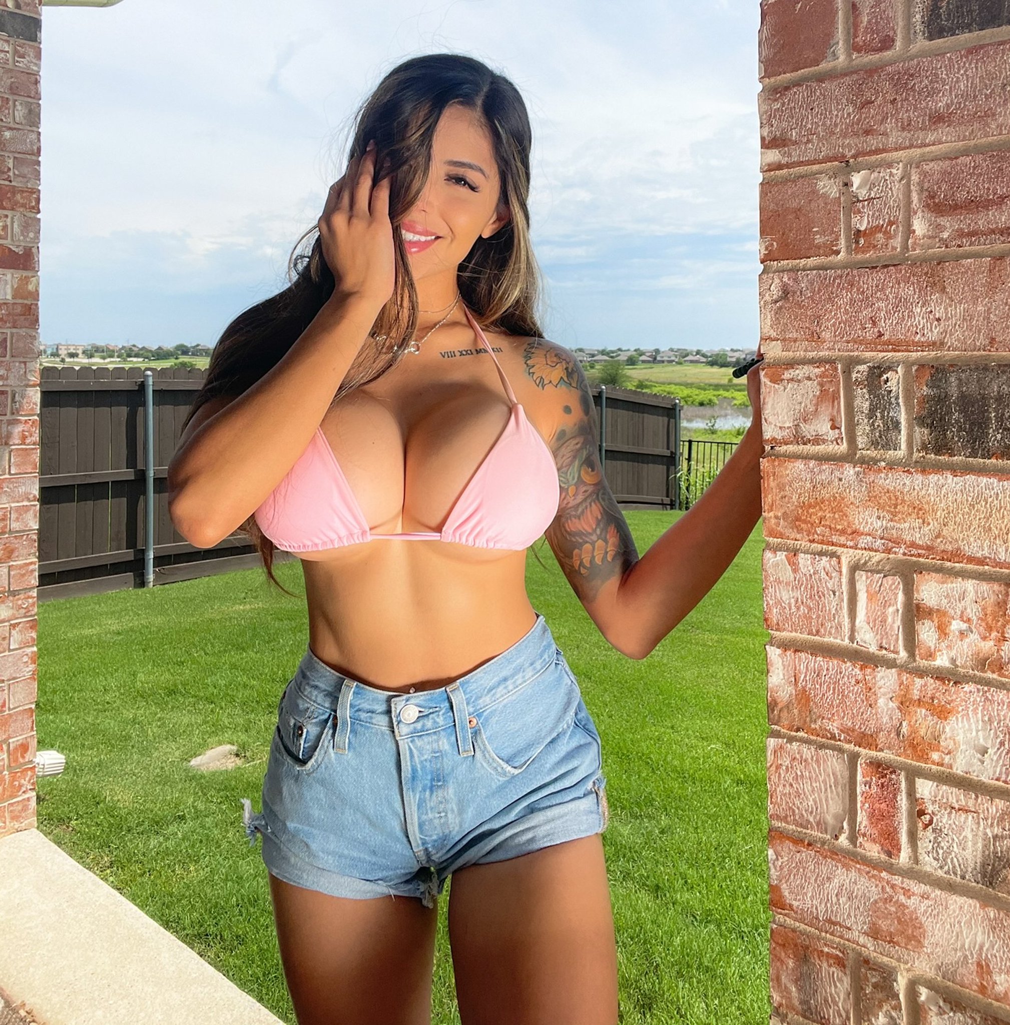 Skyler Lo on Twitter: "summer forever 💕 https://t.co/YzMtKxU8Rm" / Twitter