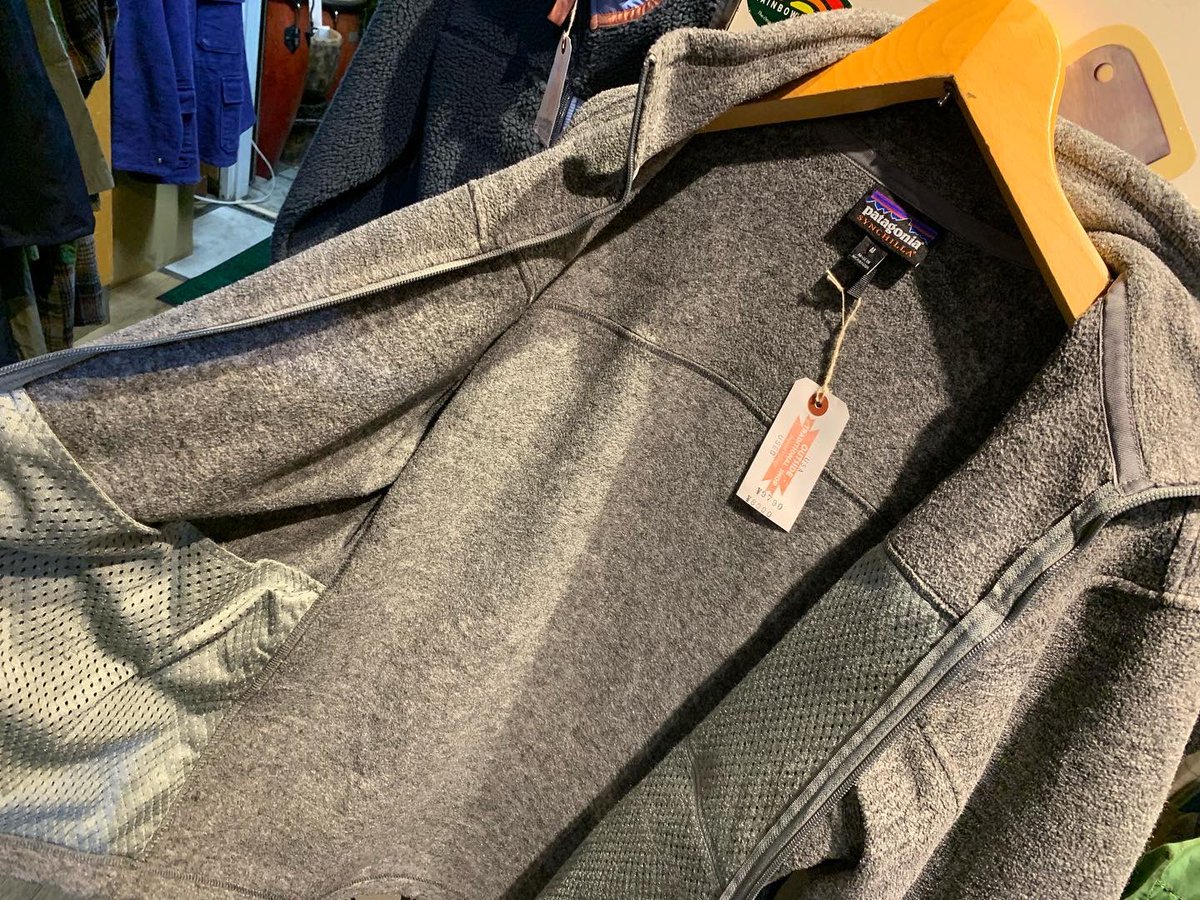 outsidekawasaki's tweet photo. USED PATAGONIA
SYNCHILLA
Fleece Jacket
SizeM
Price¥9790Taxin
定番フリース!
厚すぎず薄すぎない生地感!
重ね着もゴアゴアしない!
あると便利な1着😏
#川崎 #古着 #patagonia #パタゴニア #synchilla #シンチラ #フリース #フリースジャケット #川崎古着マップ #川崎じもと応援券 #かながわpay https://t.co/X0DBRL42Xy