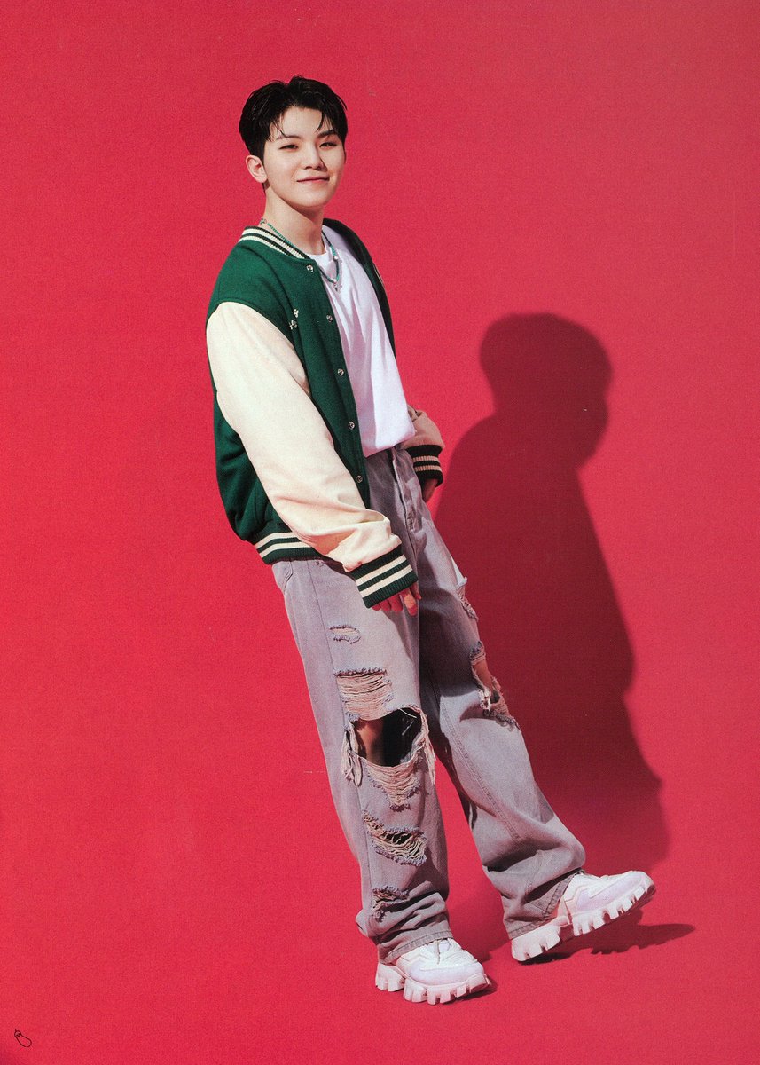 __EGGPLANT's tweet photo. #SEVENTEEN 2022 PHOTOBOOK - THE NAME ; 17 #WOOZI 스캔

🍉고화질 https://t.co/ZyscTGk505

#세븐틴 #우지 #우지스캔 #wooziscan https://t.co/TrM6pcI2wP