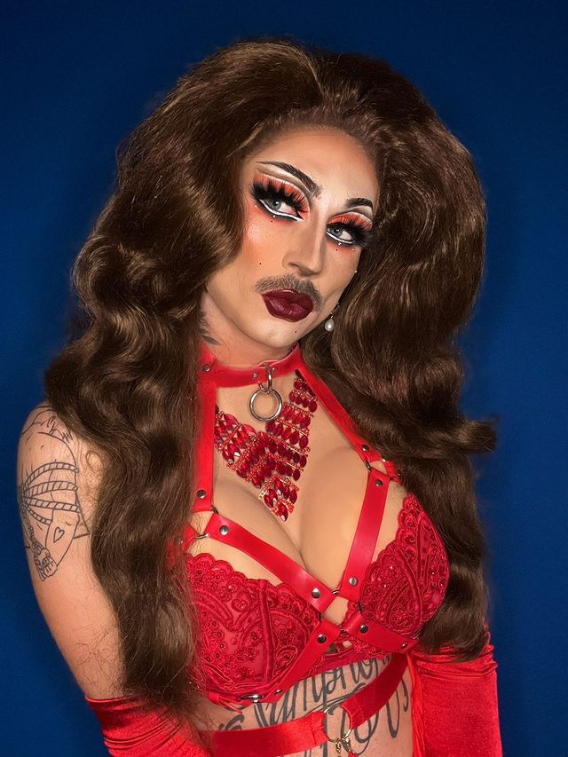 BOAZHECDS's tweet photo. Charming lady🤩
Outfit: BOAZHECDS silicone breastplate/Cream color/Liquid gel filler🎁
Click to get the same👇Or search BOAZHECDS on Amazon
https://t.co/3LkaMBkNEg
#drag #dragqueen #model #mua #makeup #dundee #scotland #scottishdrag #tattoos #tattoodgirls #wigs #dancer #host #gay https://t.co/Zn53jxrMai