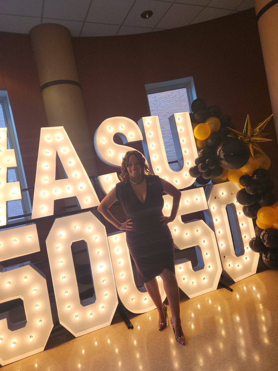 Tashaa125's tweet image. Celebration party l'Affaire Noire after ceremony for the 50 Under 50 Class VI. #50Under50 #ClassVI #DistinguishedAmbassador