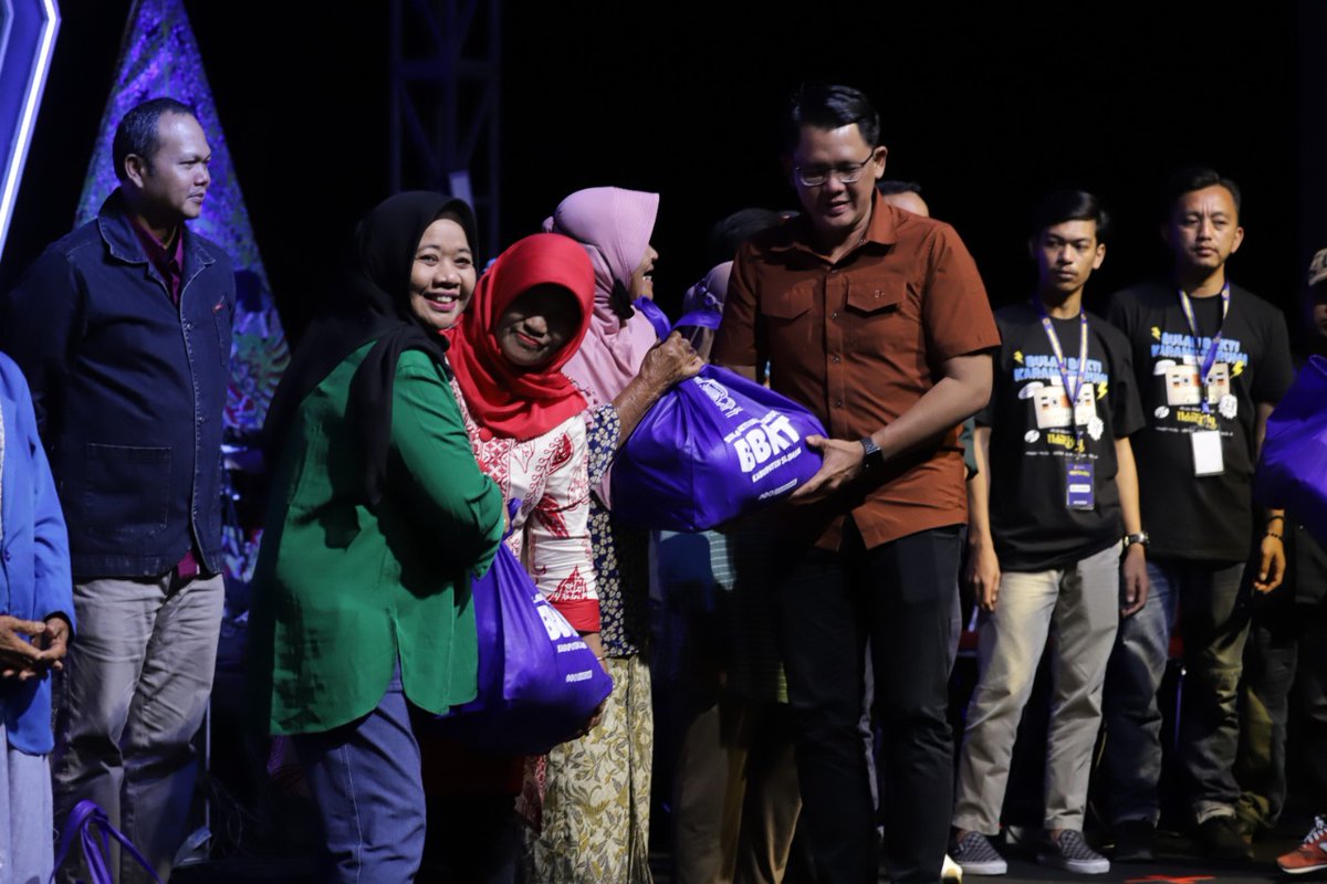 BBKT 2022 : Nonton Konser Dapat Pahala

dinsos.slemankab.go.id/2022/11/01/bbk…