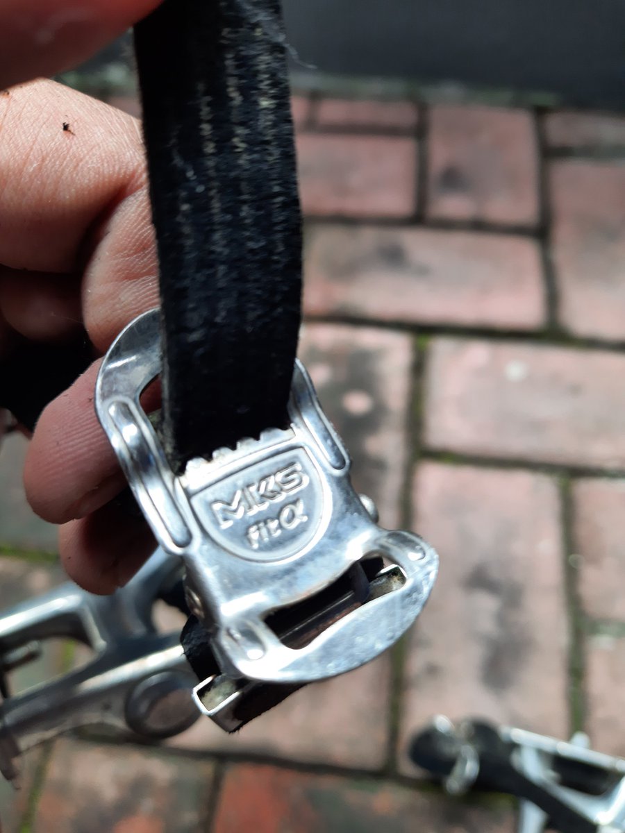 adiharista's tweet photo. Bismillah, wts pedal mks rx 1 with strap mks fit alpha njs. Lokasi surabaya
085645207158

Thx #fnfjb https://t.co/9Gnot3YGQz