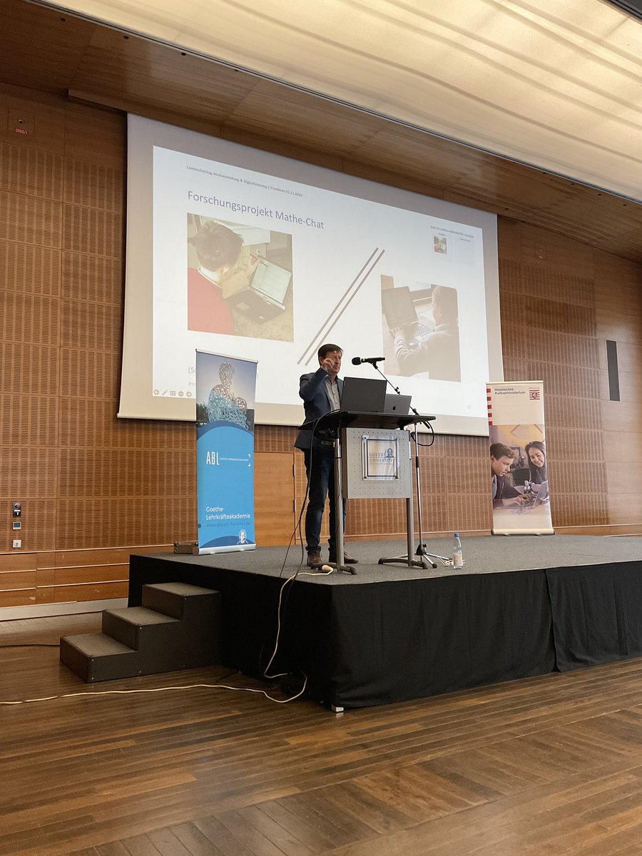Pleimfeldner's tweet photo. Impuls von Prof. Dr. Christof Schreiber, #podcast, radio und co. https://t.co/m34mRTf6dM https://t.co/VssxRED3bu
