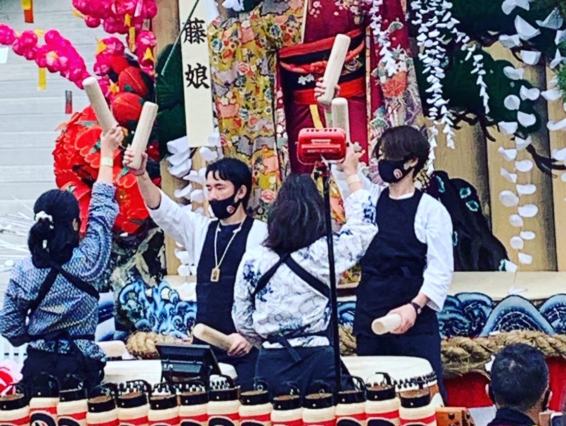 furuya0425's tweet photo. 10月も怒涛に過ぎていった。
・秋祭り太鼓たたいた
・伴走者ヤング合宿in女川
・ハロウィン交流会

11月は何が始まるのか。
どんな1ヶ月になるのか。
楽しみ楽しみ。

#秋祭り #ハロウィン #10月
#もう11月 #ユースセンター #岩手町 https://t.co/Pfy6Bvx1SH