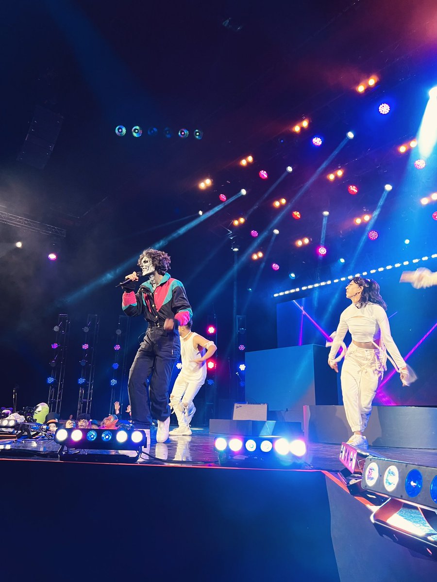 alannavarro's tweet photo. woooooow lo que viví hoy con mis amigos de @telehit_musica en el #TerrorHit 💀 la pase increíble!!! Espero que ustedes también 🔥 https://t.co/hiLw9kN1Hx