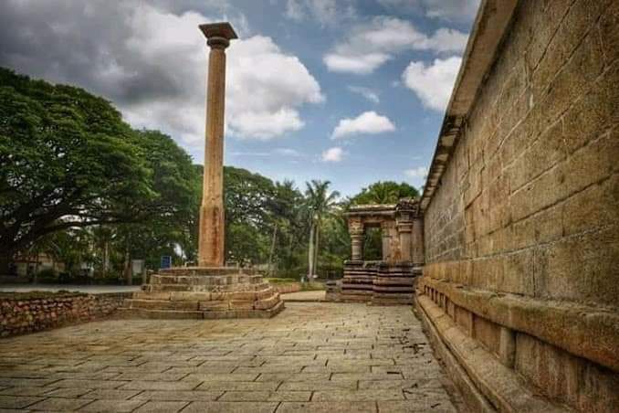 JahanviRajpuro3's tweet photo. Prasanna Chennakeshava Temple Somnathpur  
Somanathapura,Karnataka #india

close to Shivanasamudra
falls 50 km which is too popular tourist attraction

located about 35 km from Mysore &amp; 137 km from Bangalore
#incredible
#traveling
#Explore
#journey
#architecture
#History
#Ancient https://t.co/IBtMLo7wHc