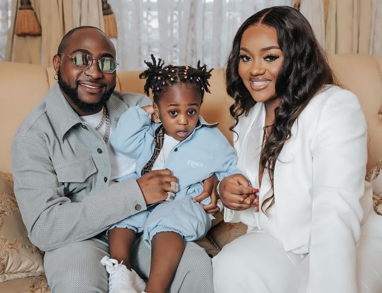 ArsenalNigeria_'s tweet photo. Thoughts and prayers with Davido, Chioma and the Adeleke family at this difficult time. 

NO PARENT DESERVES A LOSS OF CHILD. ⚫️⚫️ https://t.co/xcoHAFV6Pe