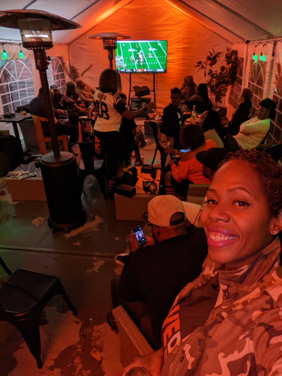 _flyred3's tweet image. Dear @Browns, Thanks for the W!  #wedey
Signed, 
A Browns fan in Cincinnati #CINvsCLE  #BattleofOHIO