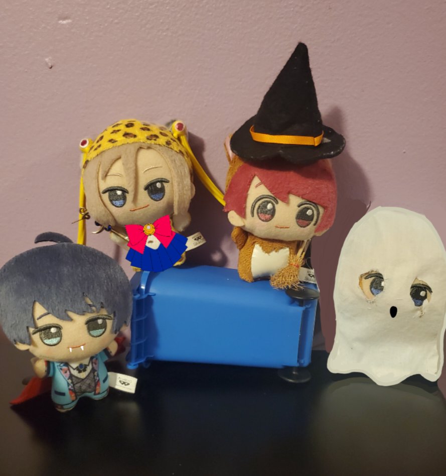 Happy Halloween from the witch 🧹,ghost 👻,  vampire 🧛‍♂️ and sailor moon?? 🌙