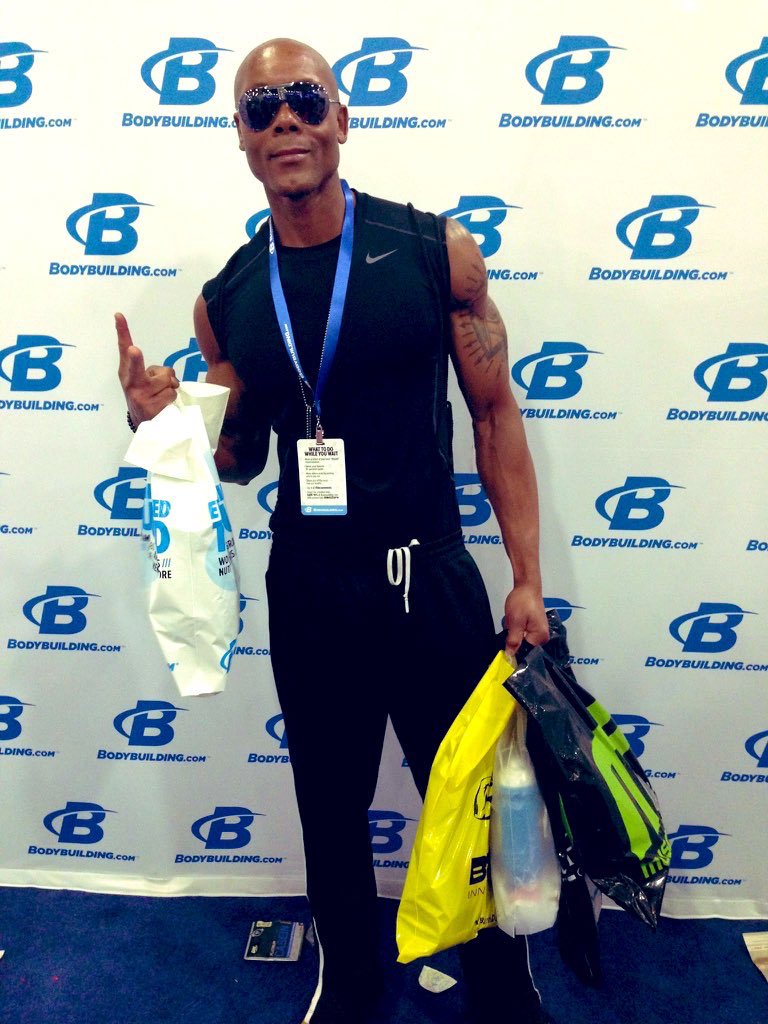 White_Jae's tweet photo. @SorryMrsJckson I AGREE @White_Jae #WEB3TRAINER #Fitness #education #CyberSecurity #nutrition #JaethehybridWhite #Web3Exposed @yugalabs @RaisingKanan @White_Jae @BoredApeYC @GordonGoner #NFTs #BlackAdamMovie #NFTCommuinity #Metaverse #CrossPoullnation #Bitcoin @HalfBAYCD WE BUILDING https://t.co/jn9oHoA6Ru