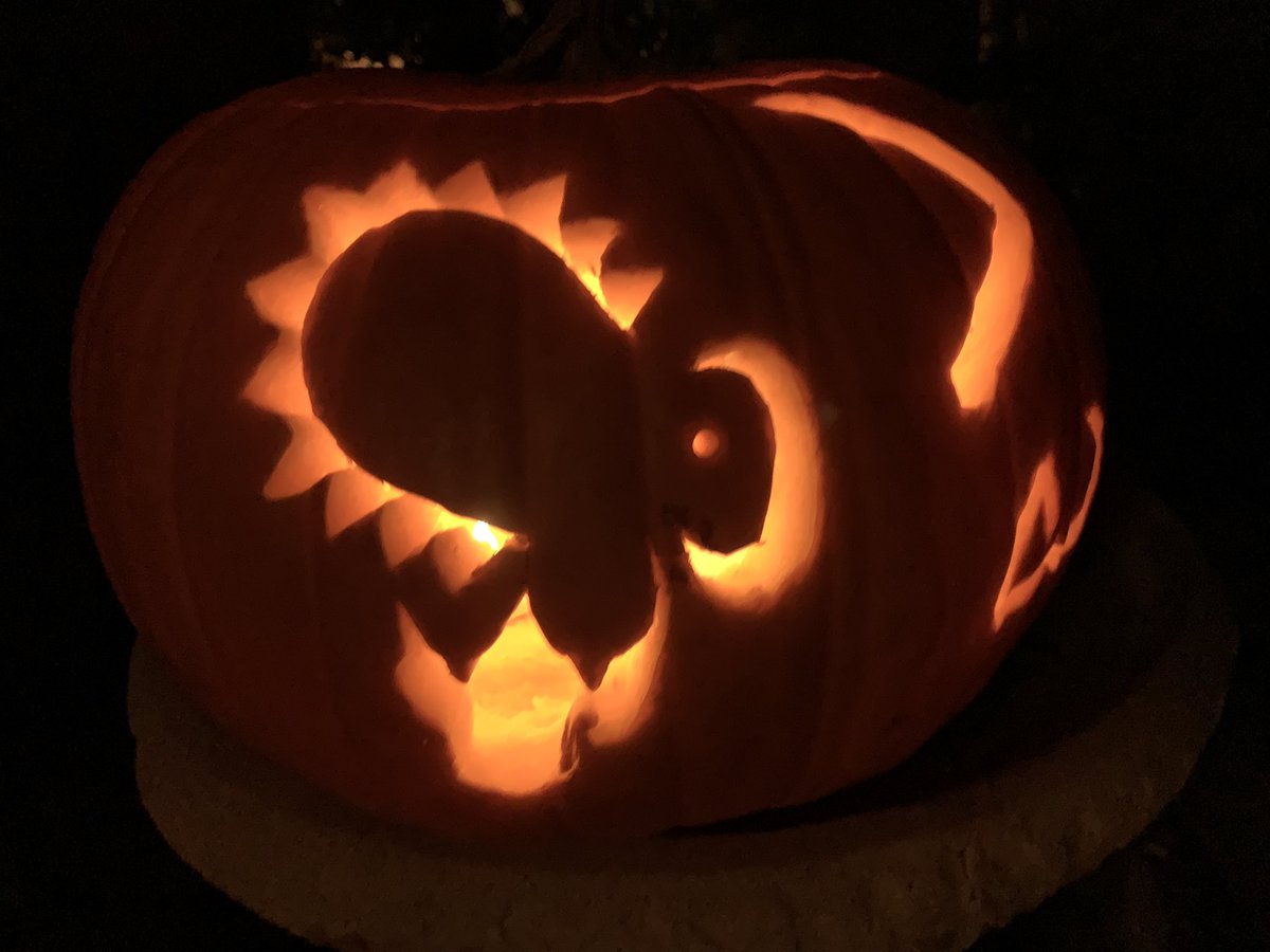MisterSoupy's tweet photo. My attempt at a pochtalantern! https://t.co/MWK5wcXE5C