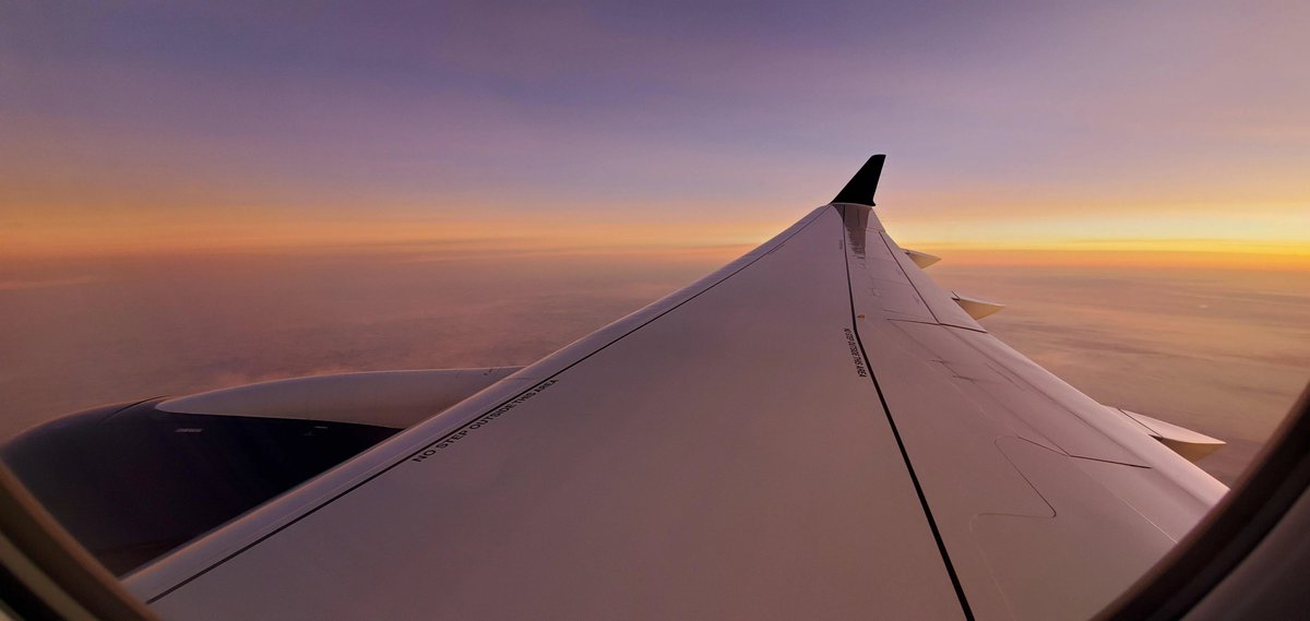 Austral_plane's tweet photo. ✈️🌍🌤️Envolez vous pour le Listenbourg à bord de nos avions   dans le plus grand des conforts grâce à nos siège 15% plus large que la moyenne et nos cabine ultra silencieuses https://t.co/nvgNDeCFab