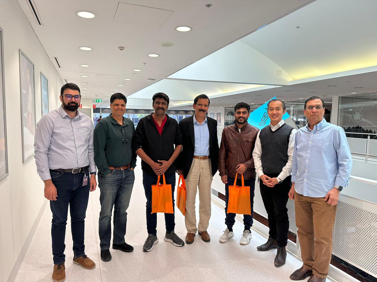 anussaeed1's tweet photo. It's an honour to visit Australia State News Network “SBS”.
Had a wonderful &amp; learning experience there. 
Thanks for Inviting @alavisydney &amp; @AfnanMalik1
@SBSNews @faizanlakhani @hashmi_shahid https://t.co/YwmPYJ1epE