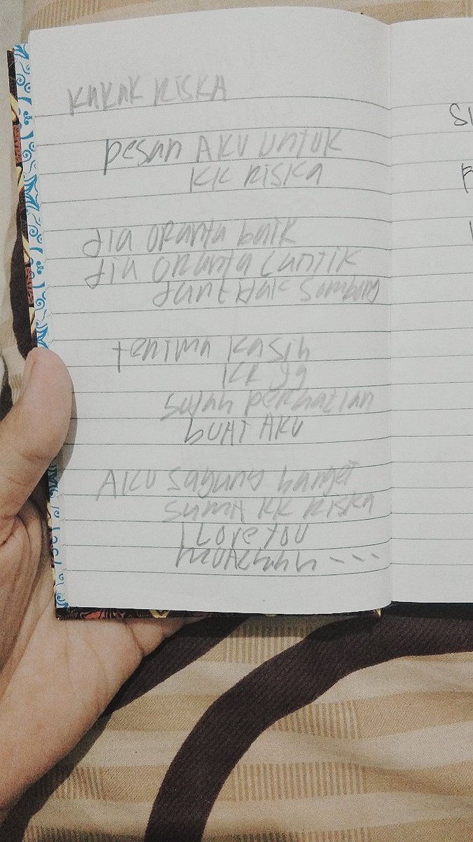 zayaww_'s tweet photo. @quora_id tapi sepengalaman dinas yang paling berkesan emang di rsj sih, sampe mikir kayanya pengen deh kerja disini, salah 1 kenang2an dari mereka hihi https://t.co/RJlkHbGVsj