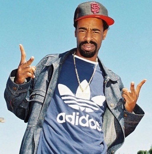LegendsllLiveOn's tweet image. 18 years ago today, Mac Dre was murdered at the age of 34 #TIPMacDre instagram.com/p/CkZ4D1sND1f/…
