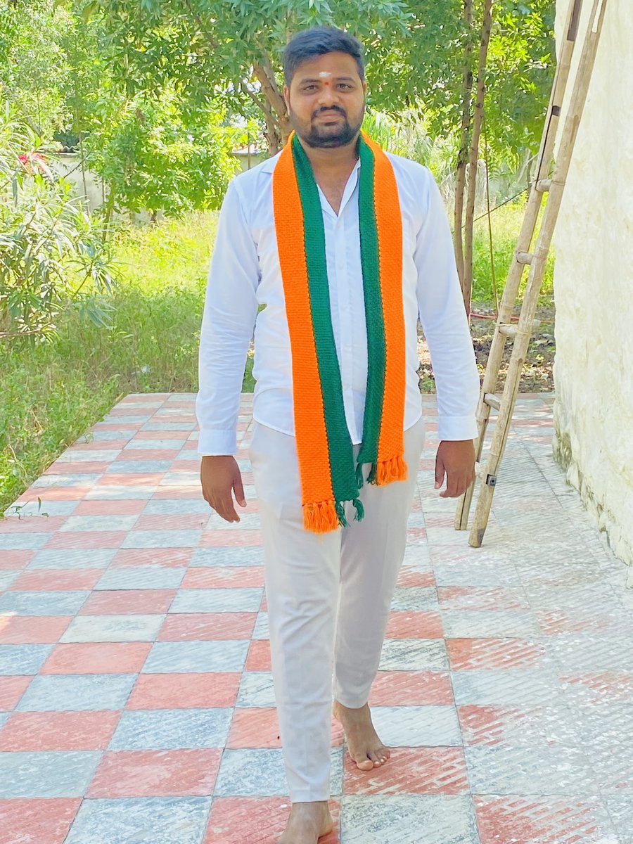 kashetty_rakesh's tweet photo. జై శ్రీరామ్ 🚩🚩 https://t.co/1lBjiI5oUS