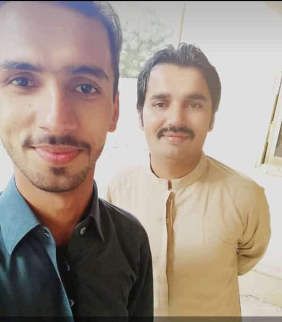 BilalHussainCh3's tweet photo. Happy Birthday dear Bhira Adv @MuzamilChang many many happy returns of the day dear.

جیو ھزاروں سال https://t.co/TLrCPzIm5S