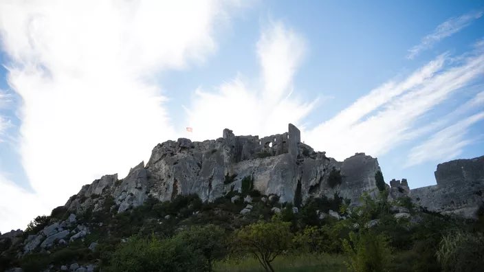 Delcroixx's tweet photo. #Culturespaces : le rapporteur public demande la fin des contrats liant les #BauxdeProvence et la société https://t.co/9wt0yA5stz via @Figaro_Culture https://t.co/JW1Y2LYiqf