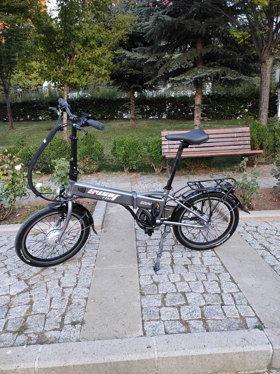 "Everytime I see an adult on a bicycle I no longer despair for the future of the human race". H.G. Wells
#bicycle #cycling #LifeHacks