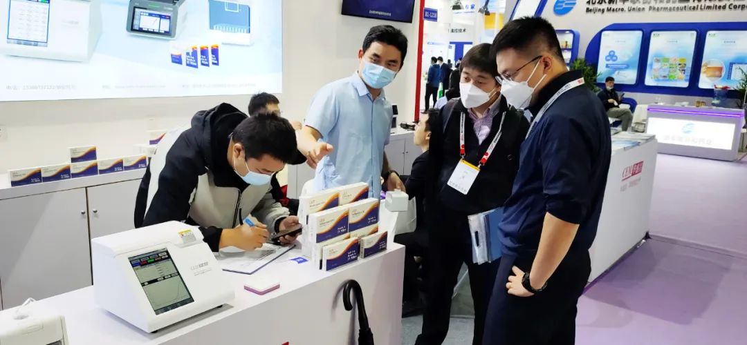 CEM_instrument's tweet photo. The 19th China International Laboratory Medicine &amp; Blood Transfusion Instrument &amp; Reagent Expo (2022 CACLP)🎉🎉🎉 https://t.co/3263QEWb74