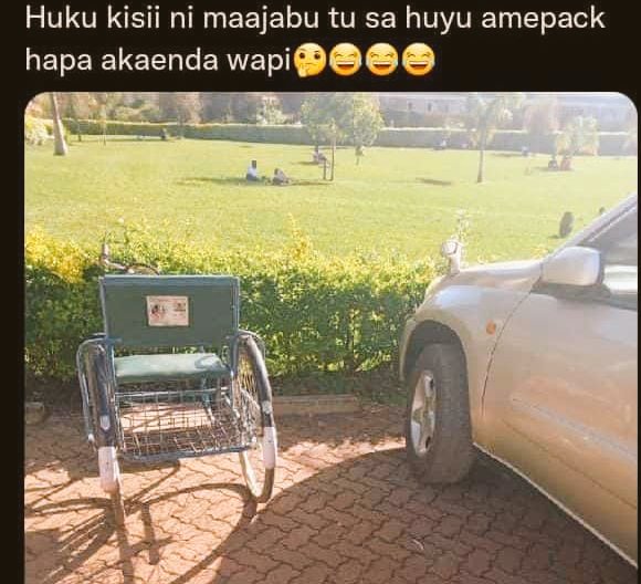 MeshWeida's tweet image. Kwani unataka aingia na gari kwa nyumba😂😂😂