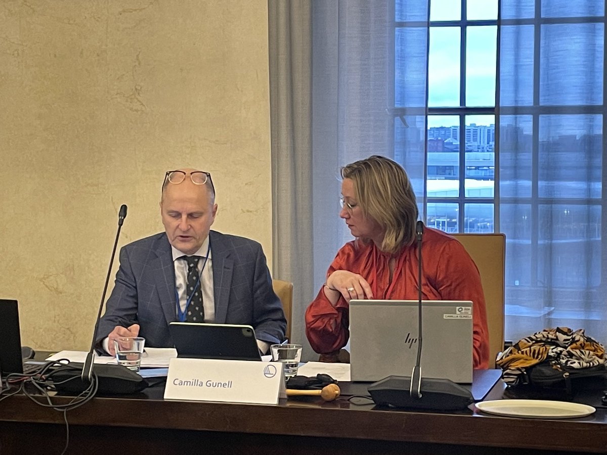 nordensk's tweet photo. Utskottet för kunskap och kultur träffas idag på #nrsession i Helsingfors. På agendan är bl.a. studentrabatter på resor, attraktiv yrkesutbildning samt besök från Nordiska Kulturfonden, Svensk Scenkonst, Svenska teatern, Finlands Teatrar,Norsk Kulturråd.
ℹ️https://t.co/OVd5Loe57i https://t.co/vsqwRiDsjJ