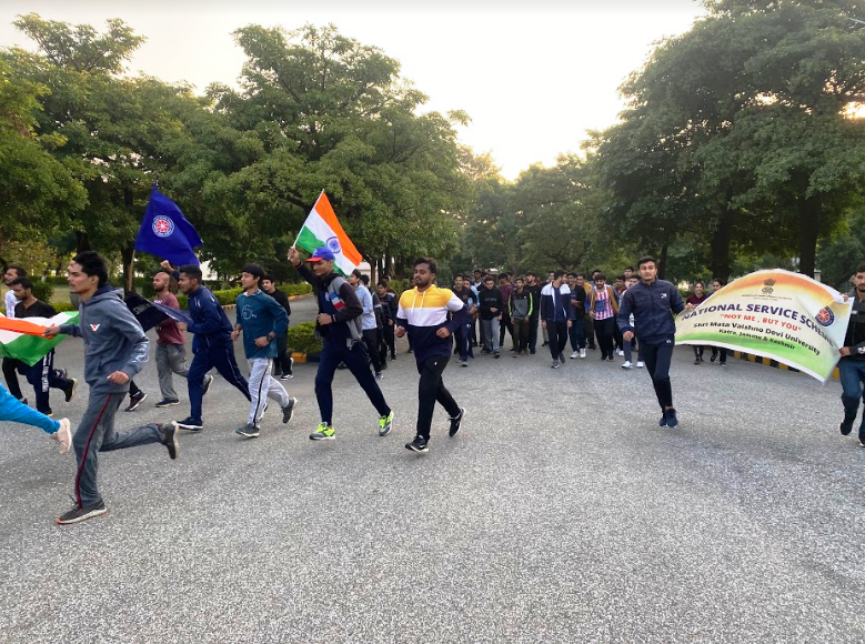 NSSsmvdu's tweet photo. @_NSSIndia @NssrdD
volunteers of Shri Mata Vaishno Devi University, Katra, J&K #unitypledge and #UnityRunWithNSS on the occasion of #RashtriyaEktaDiwas2022 #YuvaBharat
@Hr_Educationjk
@ianuragthakur
@NisithPramanik
@pankajsinghips
@PIB_India
@YASMinistry https://t.co/e3TdrPxSah