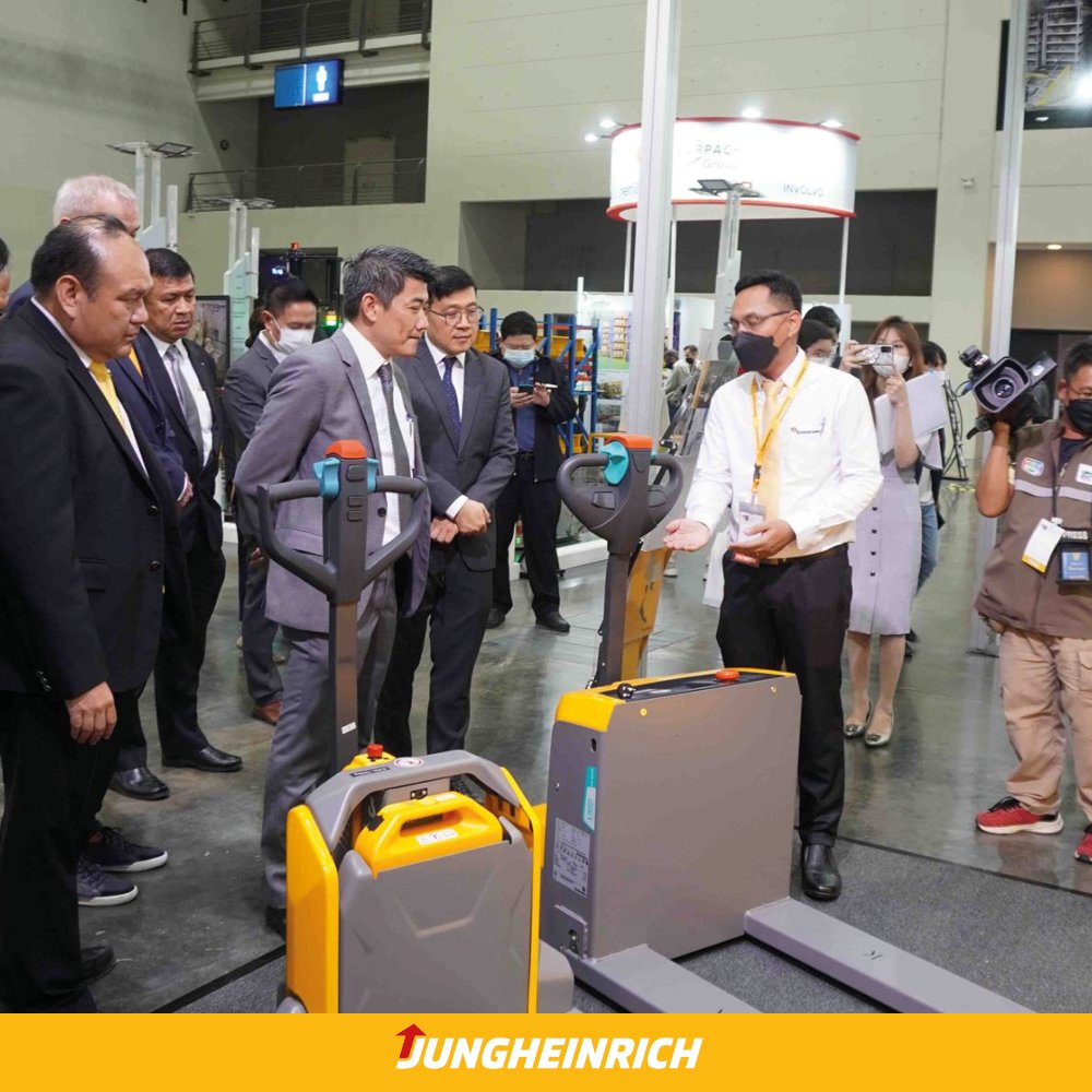 JungheinrichTH's tweet image. ผ่านไปแล้วกับงาน 𝗟𝗼𝗴𝗶𝗠𝗔𝗧 | 𝗜𝗻𝘁𝗲𝗹𝗹𝗶𝗴𝗲𝗻𝘁 𝗪𝗮𝗿𝗲𝗵𝗼𝘂𝘀𝗲 𝟮𝟬𝟮𝟮
ในวันที่ 26 - 28 ตุลาคม 2565 ที่ impact exhibition hall 5, German&apos;s Pavillion
ขอบคุณทุกท่านที่ให้ความสนใจเข้าชมงาน และพบกันใหม่ในโอกาสถัดไป

#LogiMAT2022 #JungheinrichThailand #Warehouse