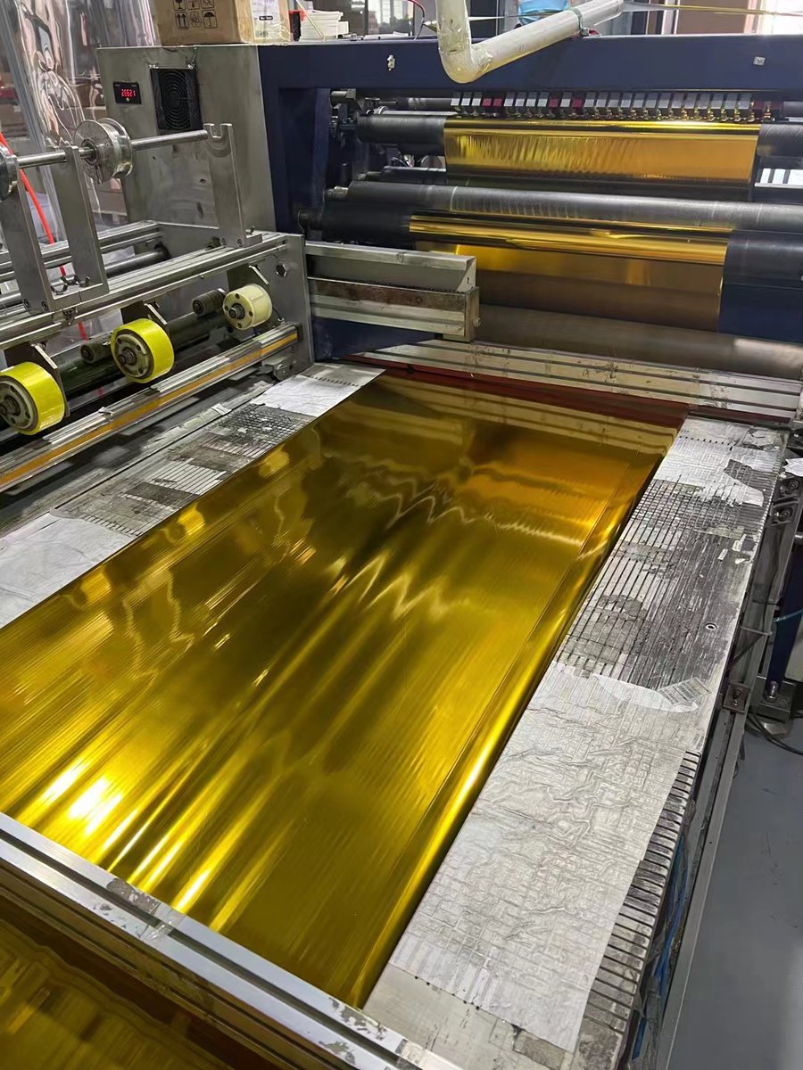 MillyLu6's tweet image. Gold color Hot stamping Coding foil.
Any sizes can be produced.
My WhatsApp/Wechat is +86 15333736628
Email: codingfoil@unioncoding.com