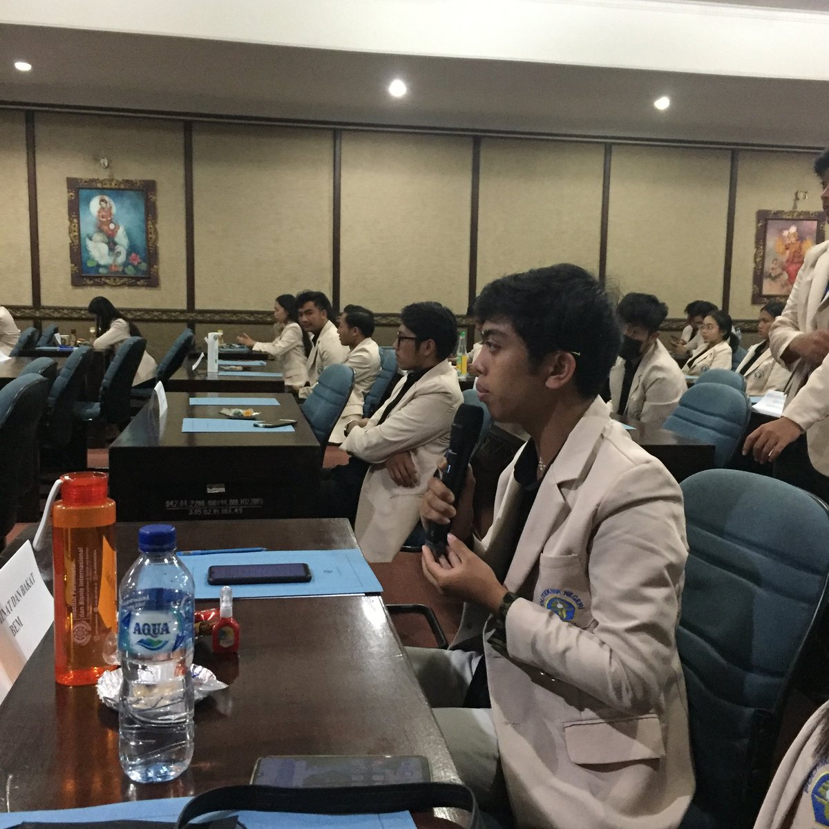 MandiriPNB's tweet photo. Wujudkan Keprofesionalan Kepemimpinan dan Memupuk Integritas Melalui Rapat Tahunan 2022

Salam Persma!

Minggu, (30/10/2022) telah dilaksanakan kegiatan Sidang Tahunan 2022 secara luring di Gedung Widya Guna Politeknik Negeri Bali (PNB). https://t.co/XRDIdQ4n1V