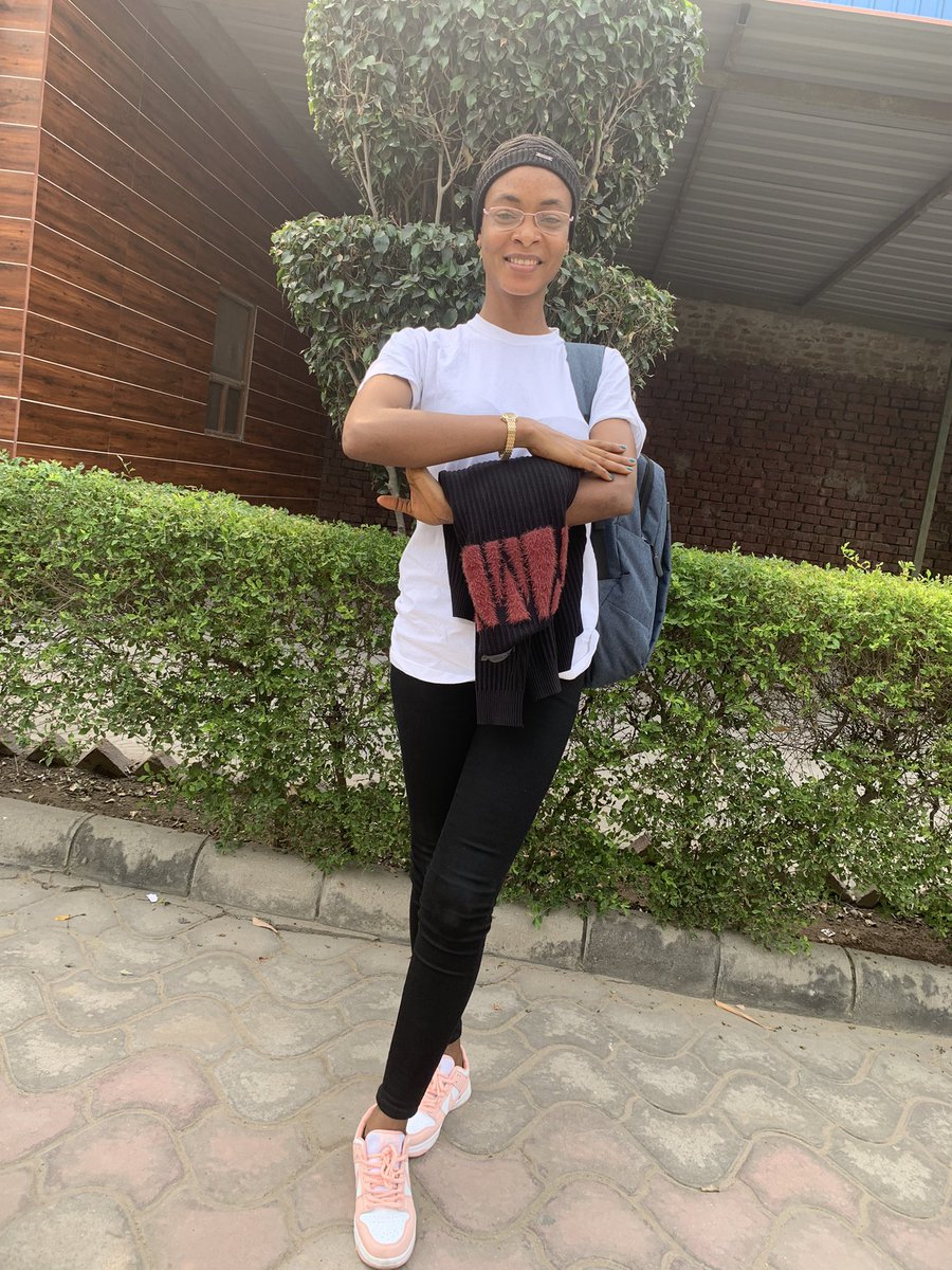 Blessin56535449's tweet photo. Happy new month ❤️❤️❤️❤️😍😍😍 https://t.co/fxnXlYFudL