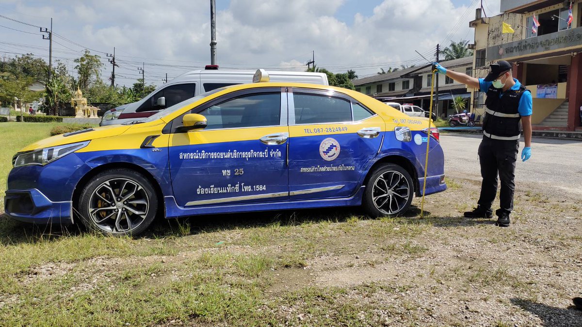 pleunpit_Ch9's tweet image. เกิดเหตุ​นทท.ชาวนอร์เวย์คลั่งก่อเหตุชิงรถแท็กซี่สนามบินกระบี่จนท.ตำรวจตามรวบตัวได้แล้วสอบสวนเบื้องต้นทราบมีอาชีพเป็นวิศวกรโรงงานกลั่นน้ำมันแห่งใหญ่ เดินทางมาท่องเที่ยวที่กระบี่เมื่อ 4 วันก่อน ขณะนี้ยังอยู่ระหว่างสอบสวนหามูลเหตุจูงใจเบื้องต้นแจ้งข้อหาวิ่งราวทรัพย์​ @TNAMCOT